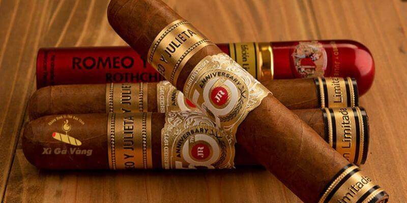 Dòng phổ thông có mức giá dễ tiếp cận hơn.